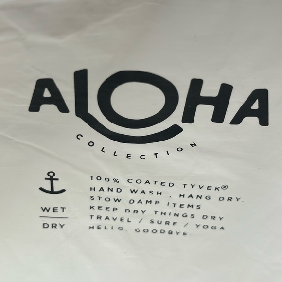 Aloha Collection Original Small Pouch - Picture 4 of 7